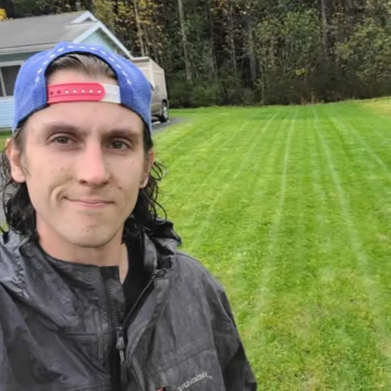 Juneau Poop Scoop technician after servicing a yard